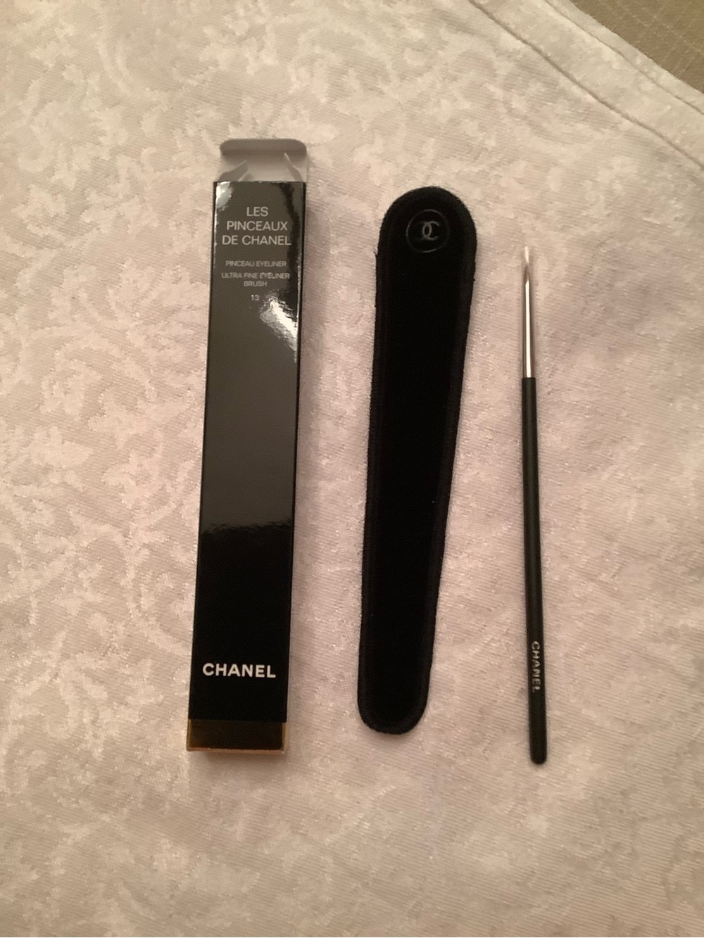 CHANEL Ultra Fine Eyeliner Brush no13 NEW